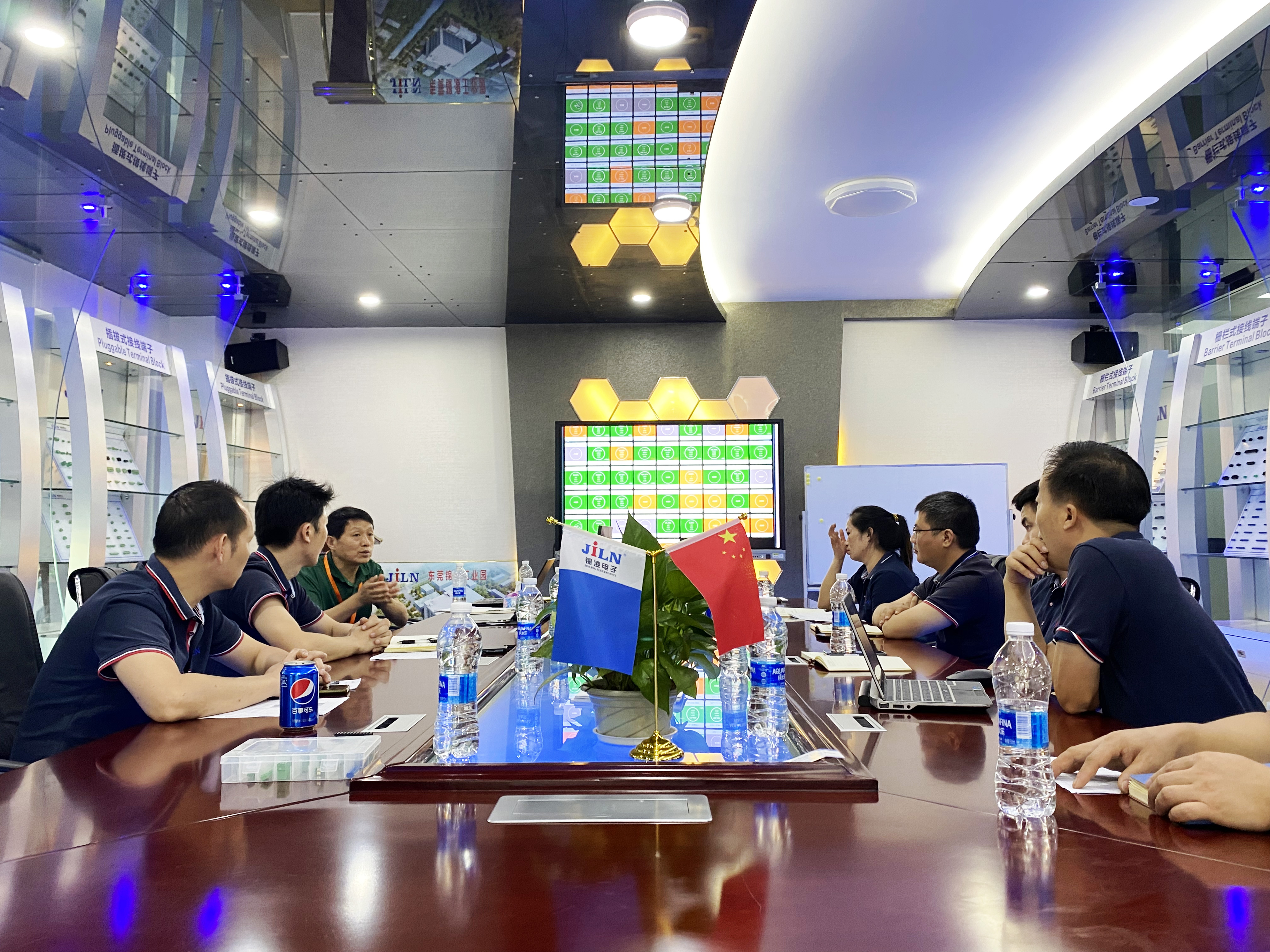 锦凌电子上线树字工厂MES系统